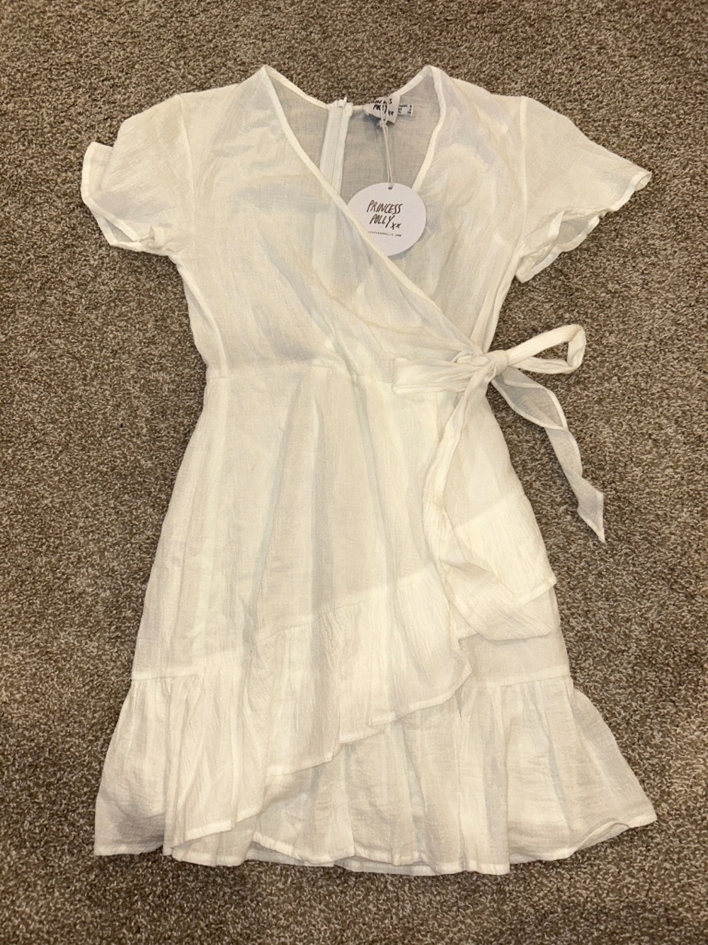 Princess Polly Wrap Dress Womens Size 6 White color new with tags